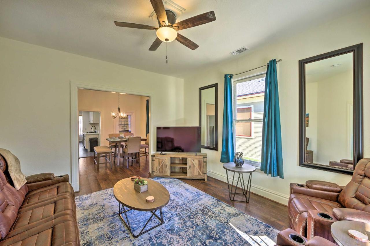 Riverside House With Yard About 1 Mi To Downtown! 外观 照片